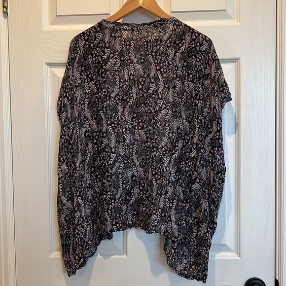 SOLD LOFT Floral Kimono in Dark blue - XS / S - Picture 4 of 5